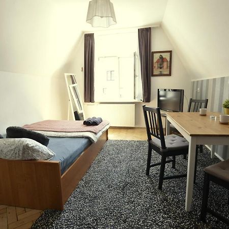 Old Town Happy Apartment, The Best Location Гданьск Экстерьер фото